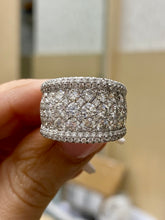 Load image into Gallery viewer, 18k white gold diamond cluster ring (SKU R046)