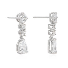 Load image into Gallery viewer, Diamond drop earrings 18k white gold SKU E115
