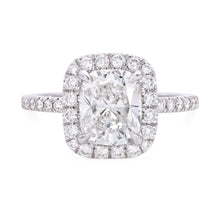 Load image into Gallery viewer, Cushion cut engagement ring (SKU R042)
