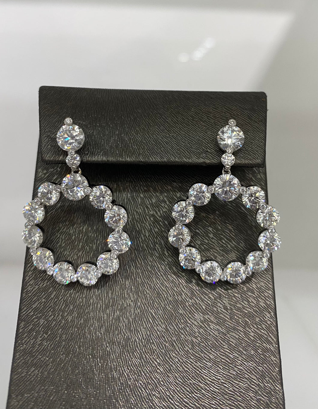 Diamond drop earrings (SKU E041)